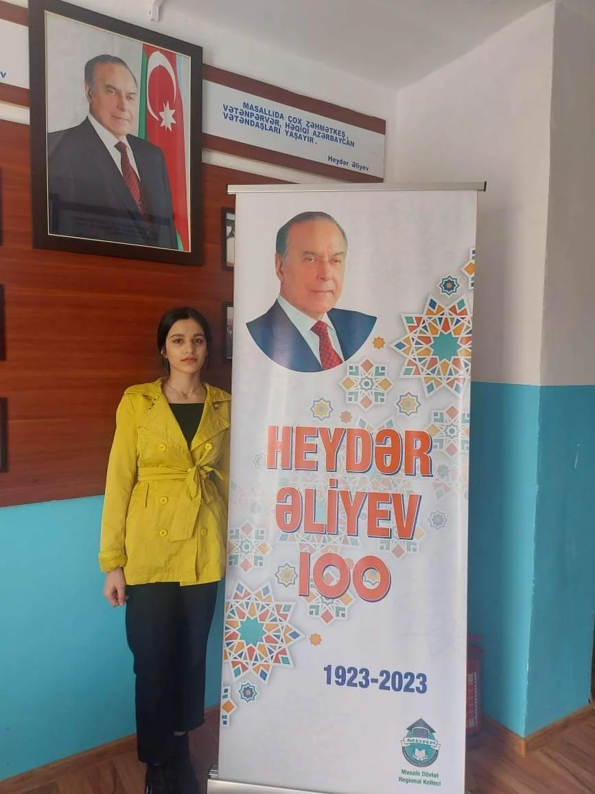Masallı Dövlət Regional Kollecinin tələbəsi Əmənova Məleykə "Sən elə bir zirvəsən" adlı Respublika ifa müsabiqəsində