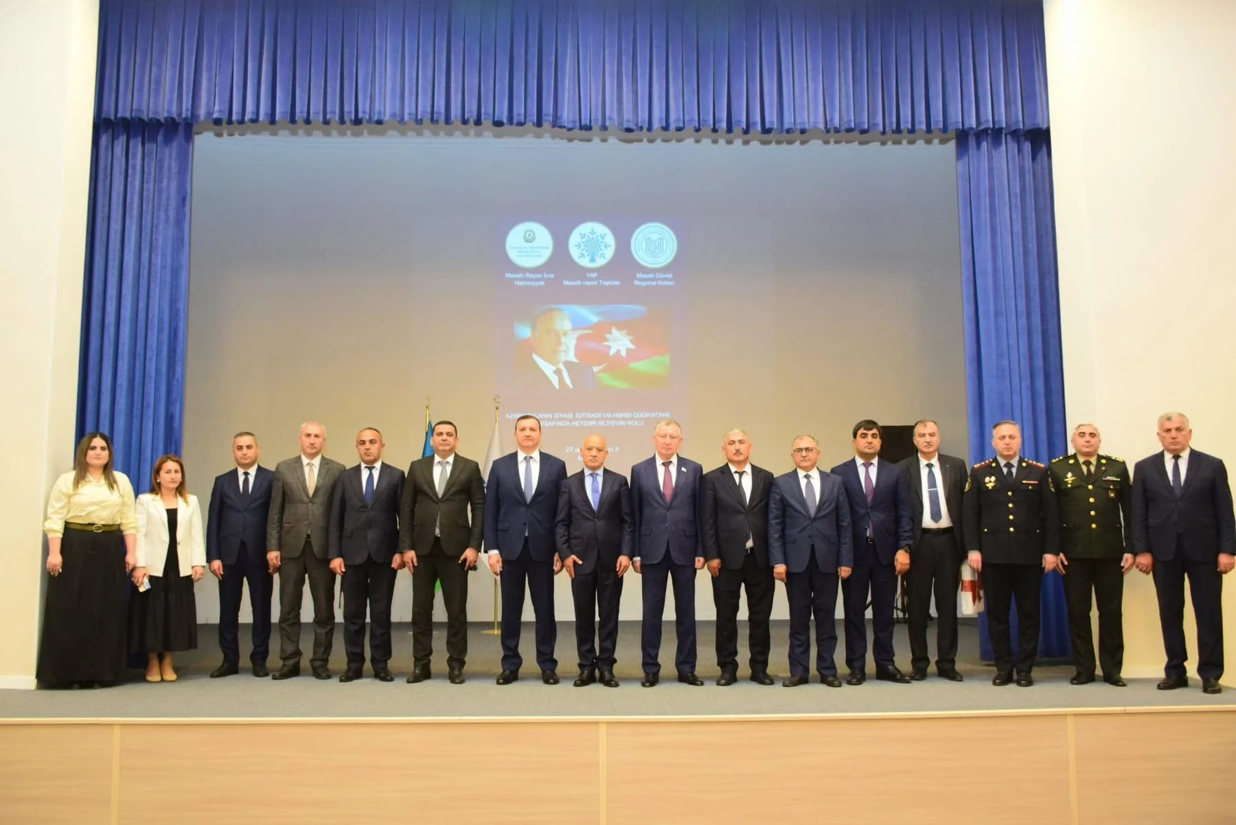 Masallı rayonunda Ulu Öndər Heydər Əliyevin anadan olmasının 103-cü ildönümünə həsr olunmuş “Azərbaycanın siyasi, iqtisadi, hərbi qüdrətinin inkişafında Heydər Əliyevin rolu” mövzusunda geniş tərkibli konfrans keçirilib.